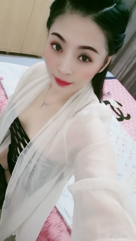 三百系服务天花板-金凤楼