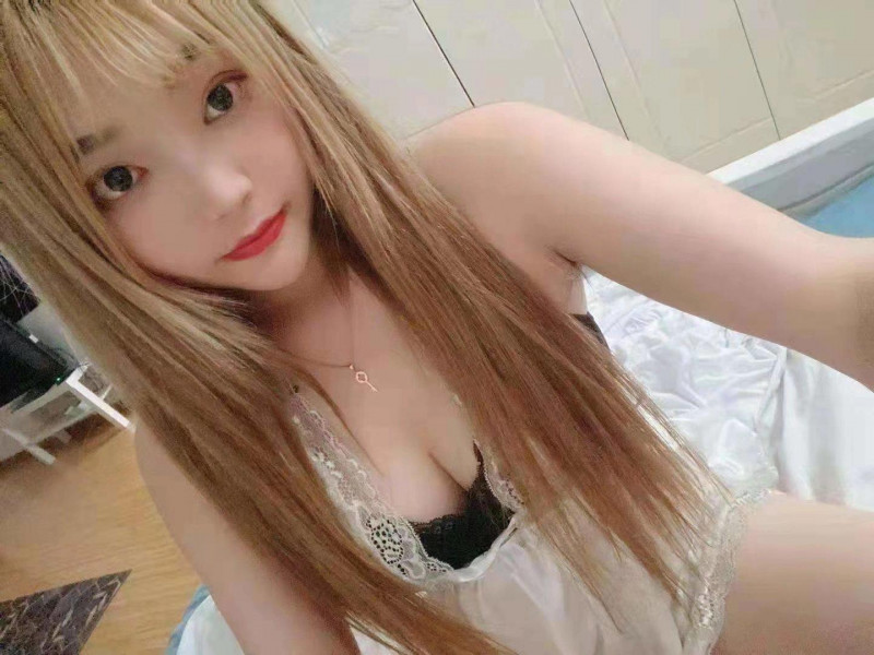 丰台区年轻美女-金凤楼