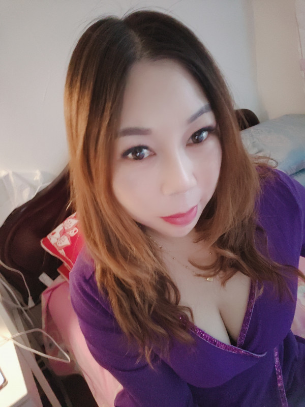 丰满的熟女-金凤楼