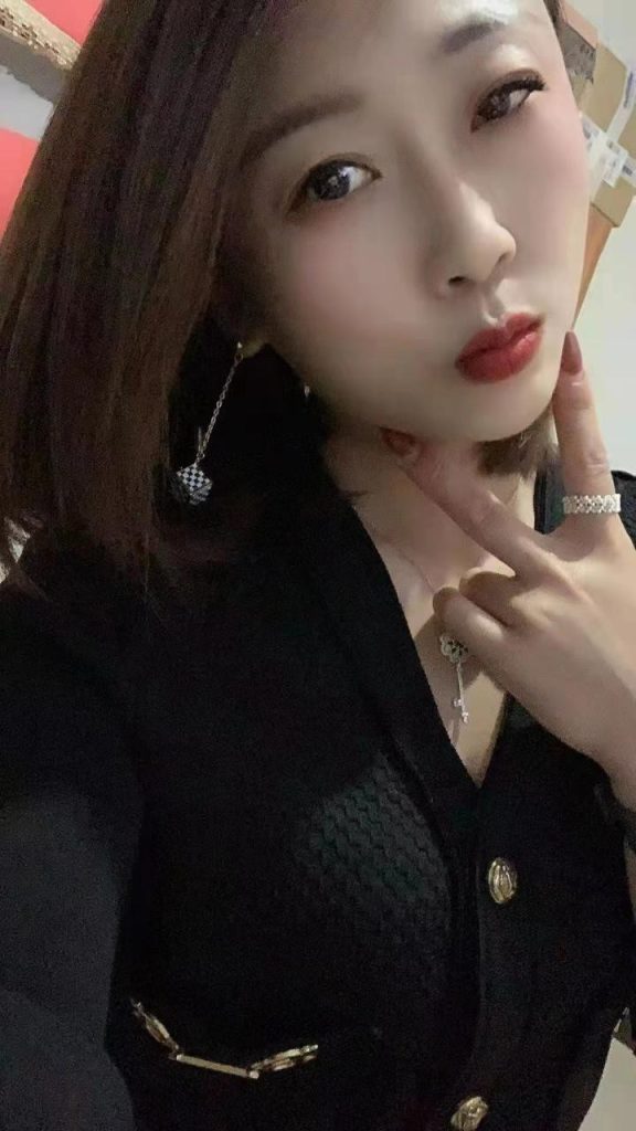 后现代城的吉林老妹-金凤楼