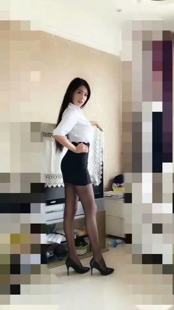 周末午后约会长腿大萍萍 腿玩年-金凤楼