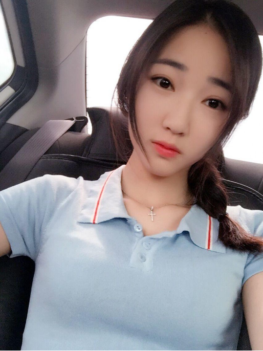 外表清纯内心发骚的嫩货-金凤楼