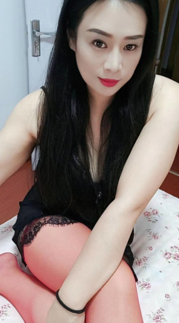 大胸38D辣妹-金凤楼