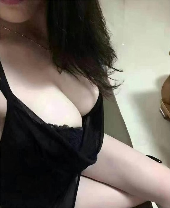 天津性感少妇-金凤楼