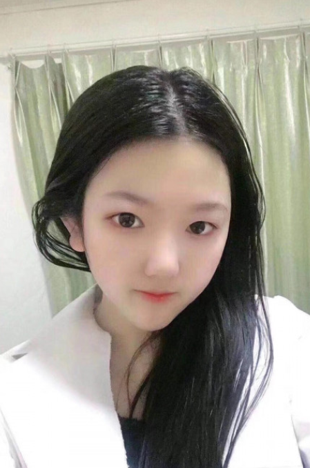 妹子小朵附妹妹大屁股照-金凤楼