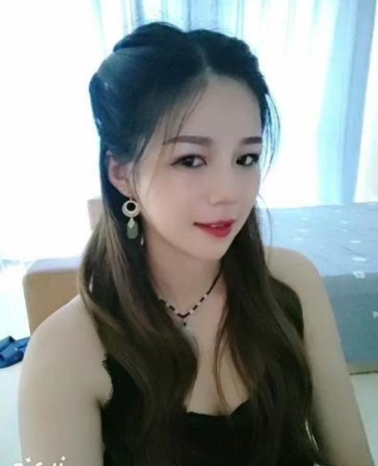 小活儿妹子模特身材性价比高-金凤楼