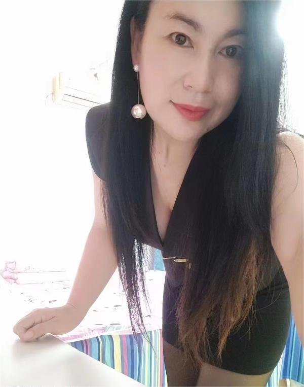 服务不错的熟女-金凤楼