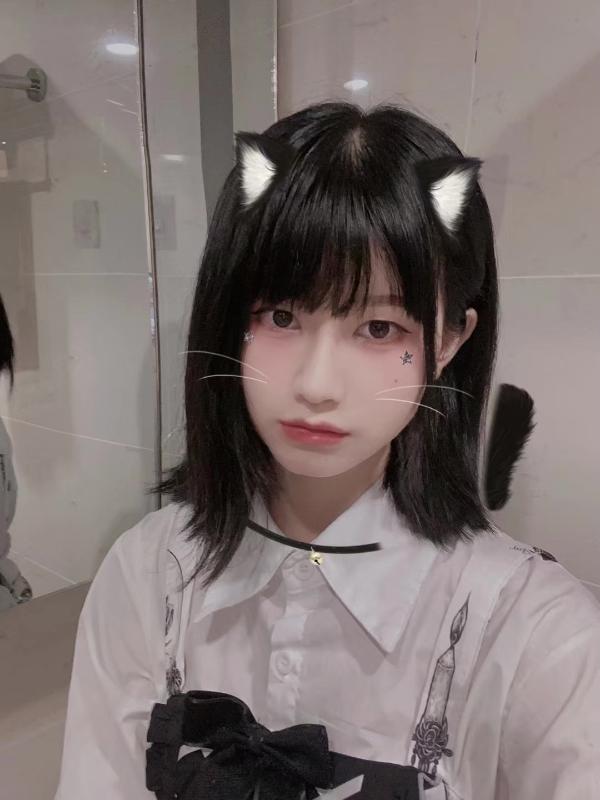 朝阳制服涵涵子-金凤楼