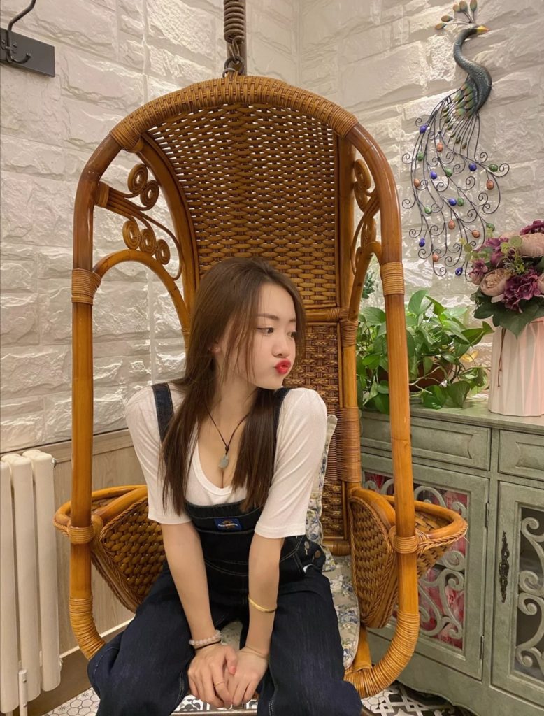 爱笑的女孩，如春风般美好！-金凤楼