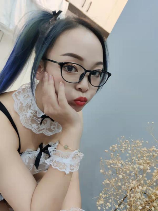 舌吻草房小允-金凤楼