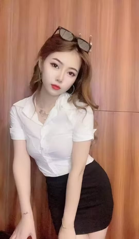 芍药居小妖-金凤楼