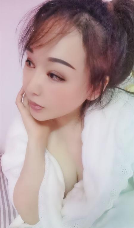 萌萌妹子-金凤楼