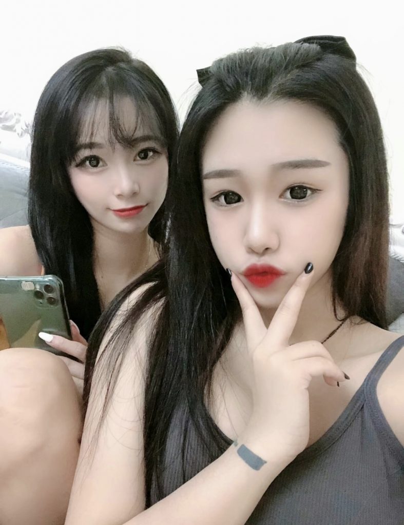00后兼职学生妹,逼贼紧