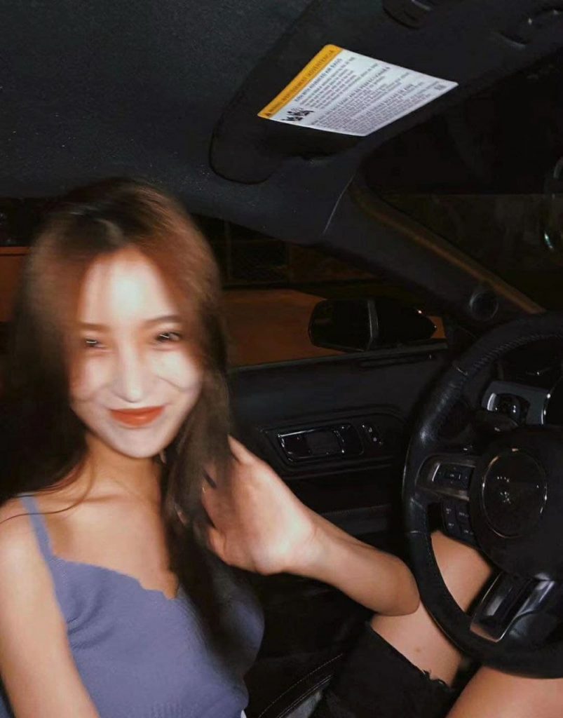 上门服务,先服务后收费00后的骚妹子