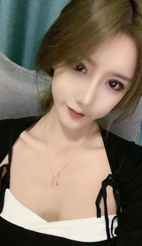 上门服务,先服务后收费00后的骚妹子