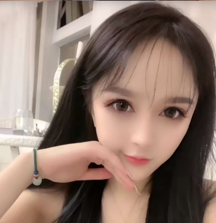 刚出道的妹妹