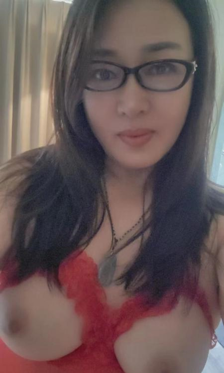 徐汇大奶熟女人妻