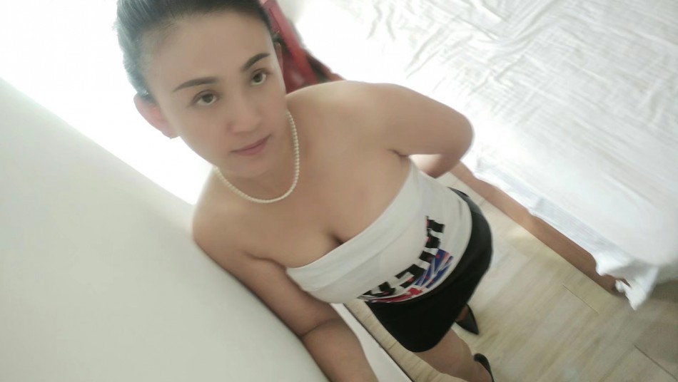 燕郊熟女亲情互动