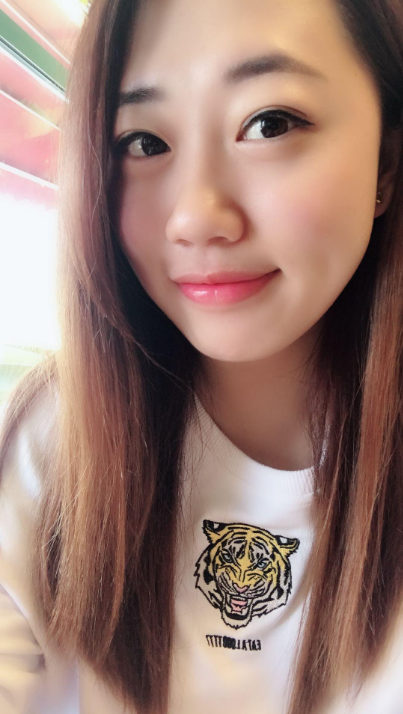 真正兼职的年轻丰满大妞儿,170身高!!大白胸大白屁股