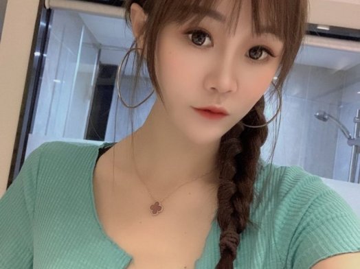 漂亮可爱迷人性感的98年小姐姐,穴嫩水多有弹性